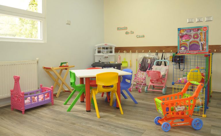 Sala De Juegos De Rincones